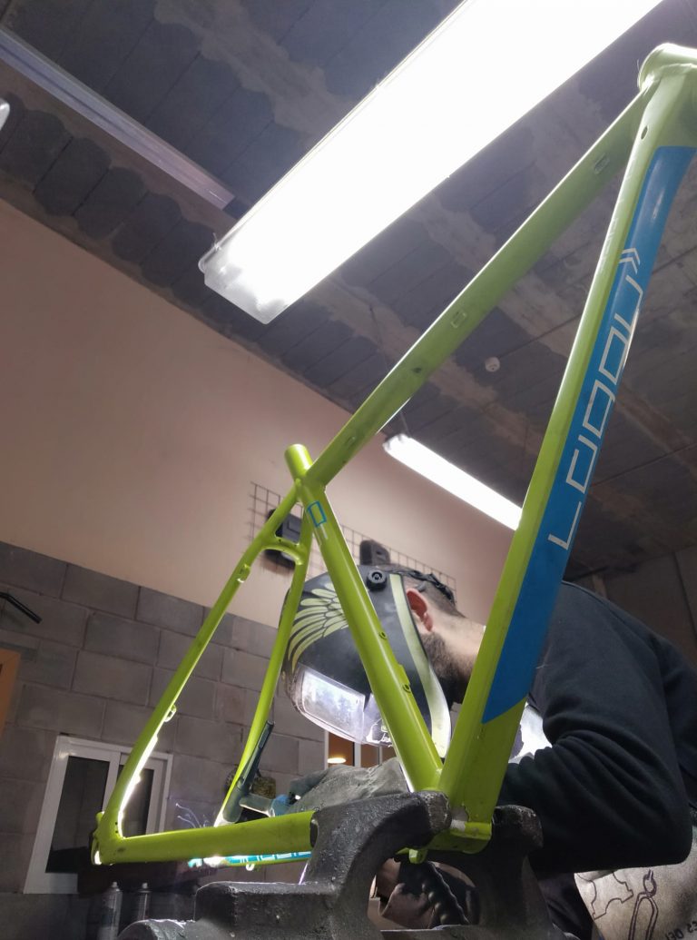 reparaciones soldar moto coche industria rejas barandillas puertas y ventanas (2)